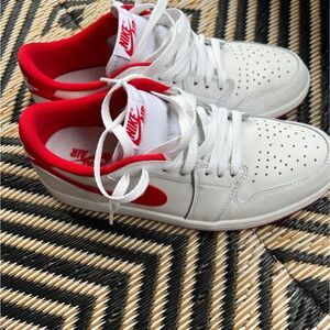 Air Jordan 1 low university red